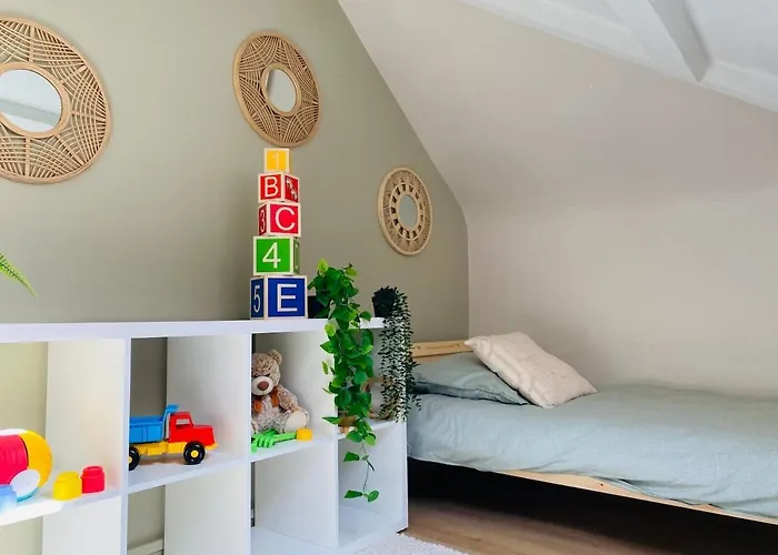 Les Bons Vivants - *