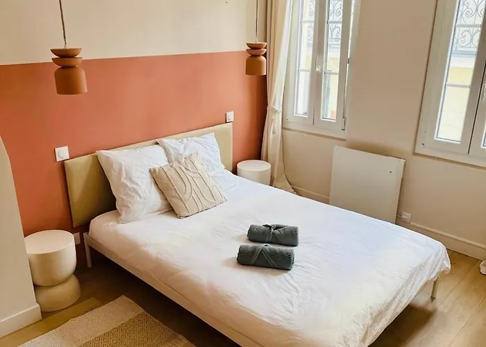 Les Bons Vivants - Apartment